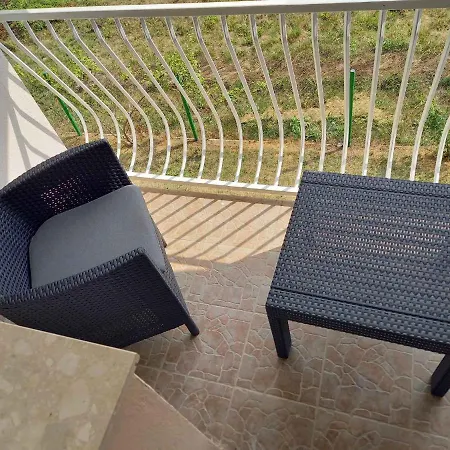 Apartment In Borgata - Nordtransdanubien 45815 Mesteri